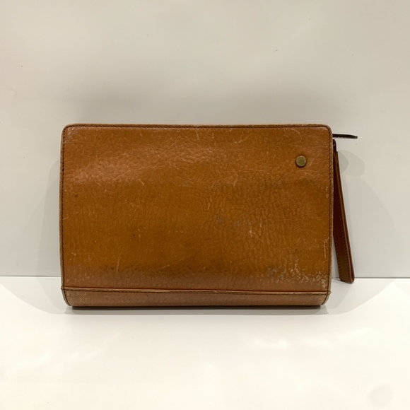 Burberrys Brwon Leather Zip Clutch sku#85582 (Gently used) - Picture 2 of 15